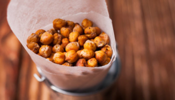 Crispy Movie-Night Chickpeas