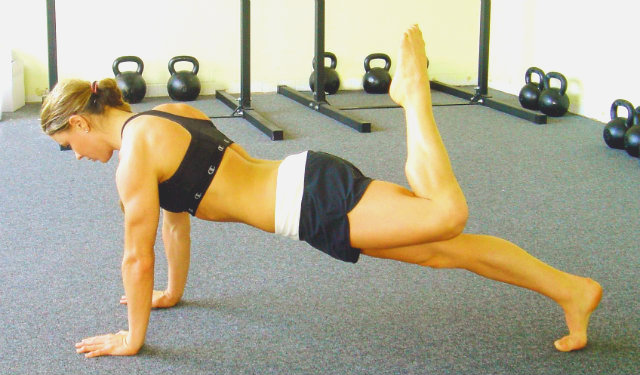 Plank hold with one leg