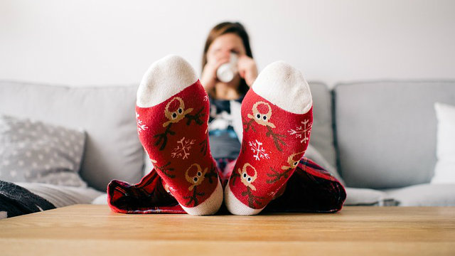 7 Ways to Dial Down Holiday Stress and Actually Enjoy Your Family