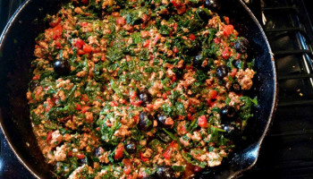 Easy One-Pan Lamb and Spinach Dinner