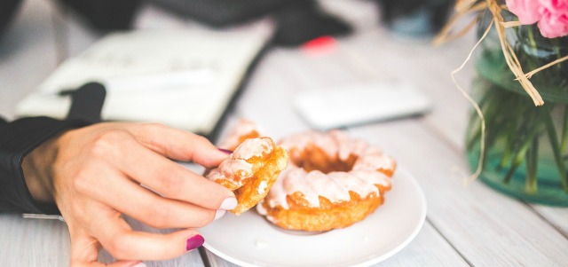 8 Things You Can Do Right Now to Kick Your Sugar Habit