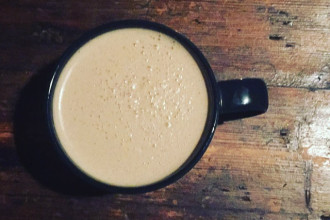 3 Easy Ways to Make Fat Coffee (That Taste Like a Treat)