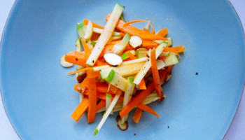 Apple and Carrot Slaw