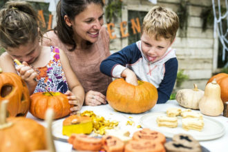 How to Have a Healthy Thanksgiving (and Still Have Room for Pie)