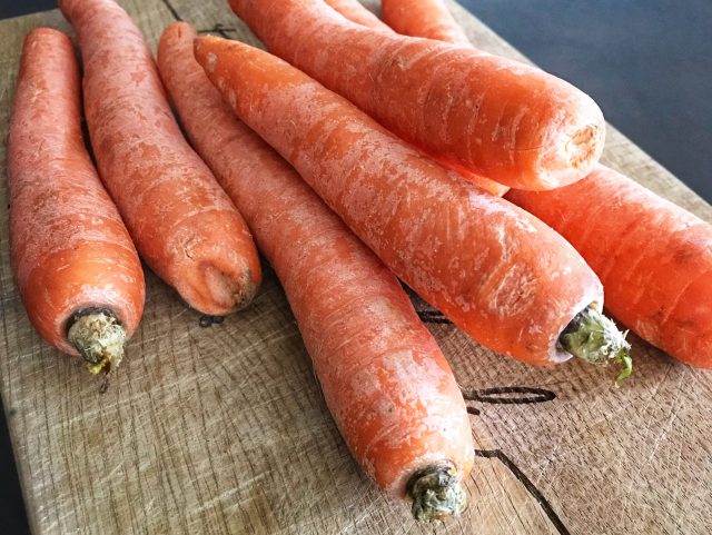 Carrot Ginger Juice (No Juicer Required)