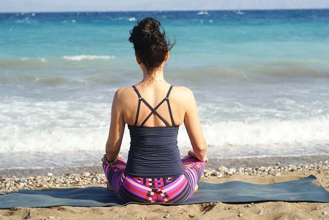 How Learning to Meditate Can Help You Lose Weight