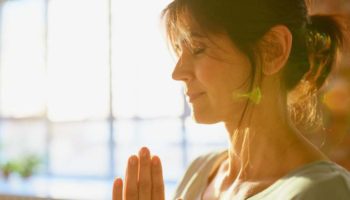 How Learning to Meditate Can Help You Lose Weight